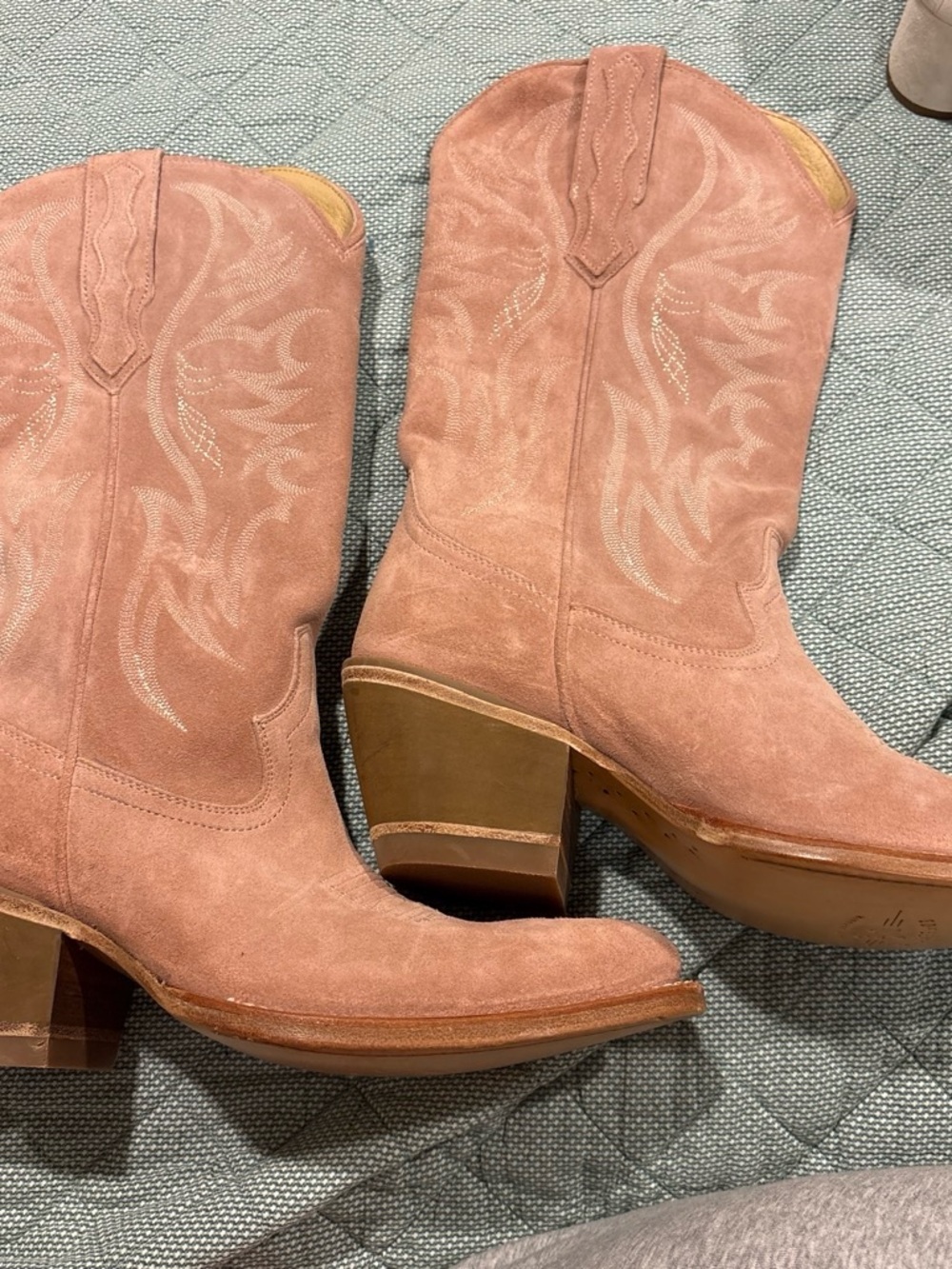 Idyllwind Dusty Pink Suede Western Block-Heel Boots